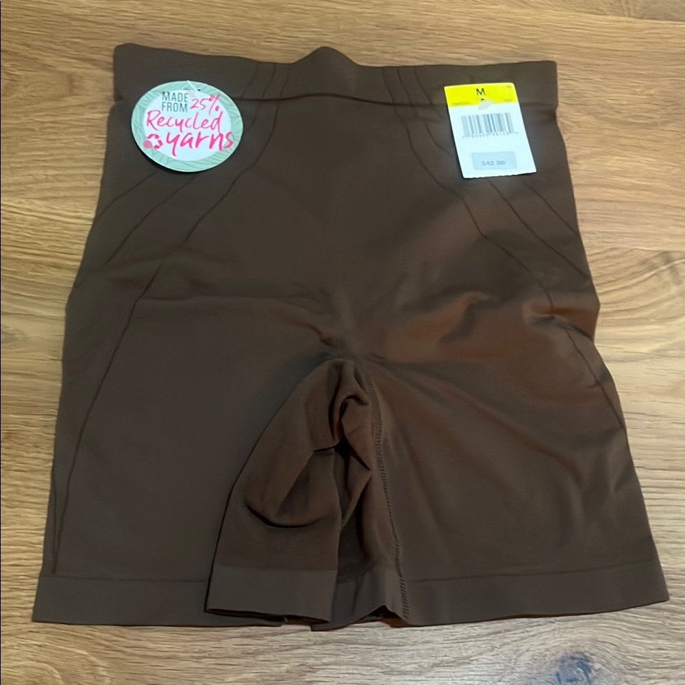 NWT Maidenform Firm Control Feel Good Fashion Mid-Thigh Shaper Brown Medium - Picture 3 of 9